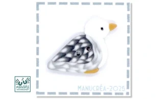 Handmade polymer clay button: Seagull